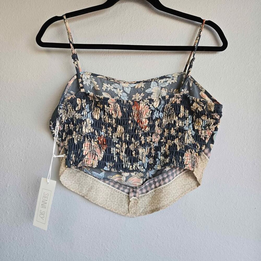 Sienna Sky Boho Floral Handkerchief Hem Smocked Cami Crop Top Blue Large NWT - Picture 3 of 7